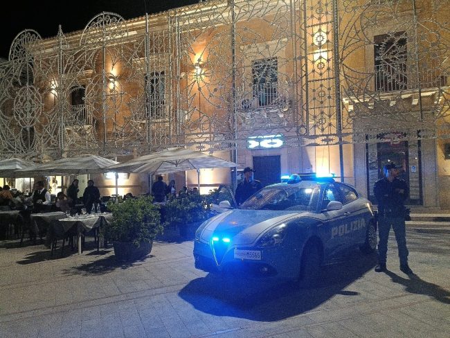 Violenza sessuale su una commerciante di Comiso: arrestato il complice 20enne