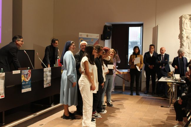 Parlare con il cuore e farlo con mitezza, premiato il Lombardo Radice di Catania