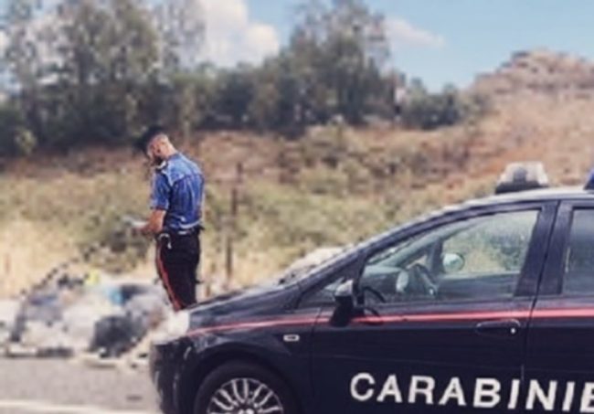 Denunciato un uomo sorpreso a sversare rifiuti nell’alveo del torrente Mela