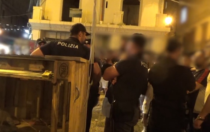 Controlli alla Vucciria, nel mirino la “malamovida”: scattano sequestri e sanzioni – VIDEO