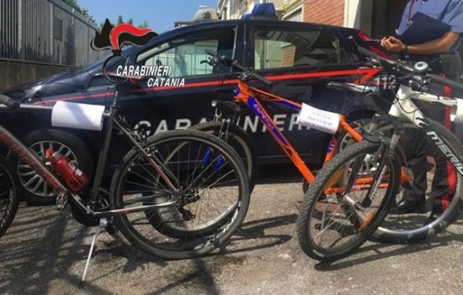 Scordia, ladri di biciclette fregati con i “social”: 2 giovani denunciati, uno è minorenne