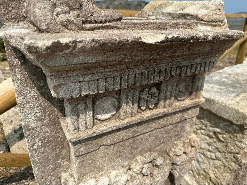 Parco archeologico di Segesta, ritrovato un altare ellenistico