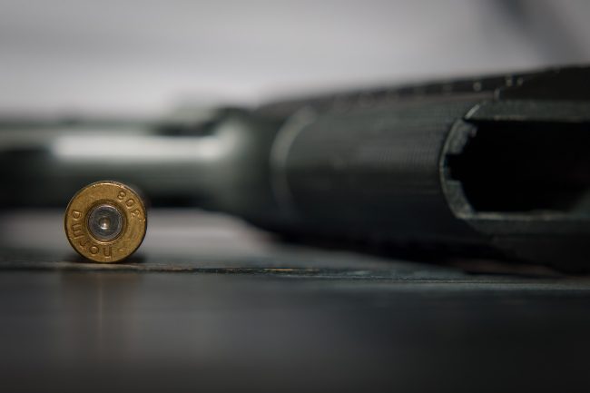 Tentato omicidio a Pachino, 27enne raggiunto da un colpo di pistola: le ipotesi