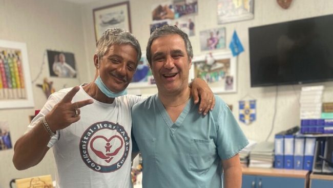 Fiorello all’ospedale pediatrico di Taormina : “Ho visto genitori contenti, questo centro non si tocca”