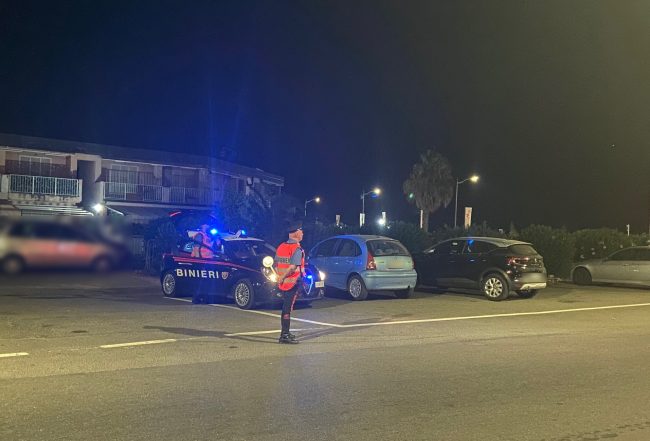 Prodotti ittici senza tracciabilità, venditori ambulanti e lavoro in nero: l’esito dei controlli a Taormina