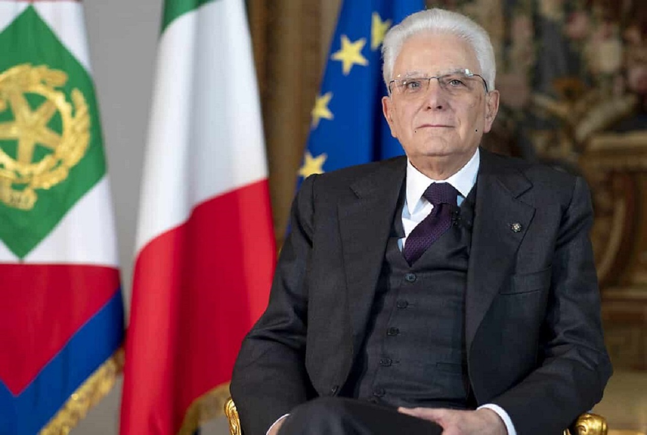 Quattro novembre, Mattarella: “La Repubblica è grata alle Forze armate”