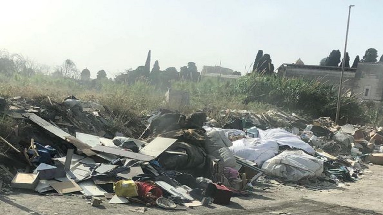 Catania invasa dai rifiuti, Cgil e Fp Cgil chiedono incontro col sindaco Trantino