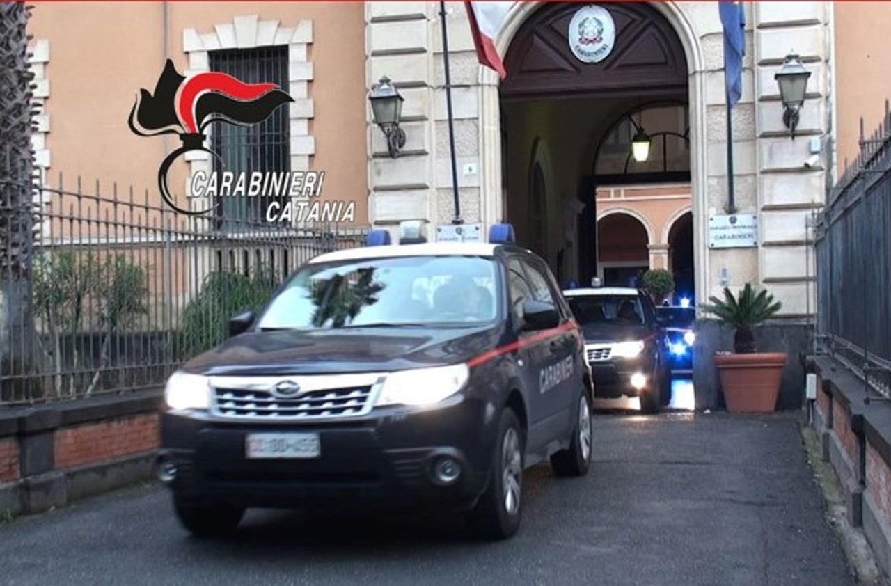 Catania, evasi due uomini dagli arresti domiciliari: trovati e portati in carcere