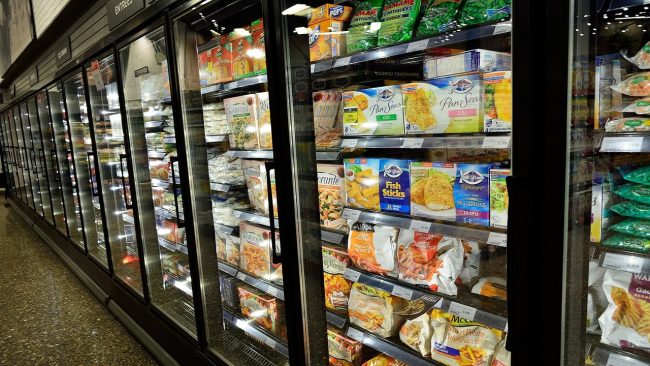 Sequestrati oltre 3.500 prodotti alimentari a Catania, gravi danni per la salute