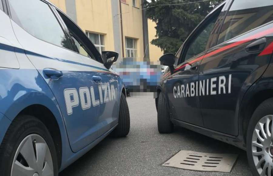 Maltratta la fidanzata, brucia un’auto e crea disagi in Caserma: arrestato 18enne nel Trapanese