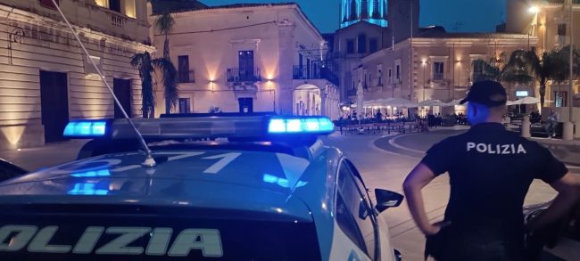 Comiso, trasferito 32enne in carcere: maltrattamenti alla compagna e al figlio minore