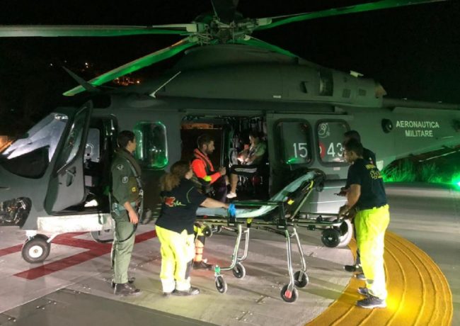 Soccorsa una donna da un elicottero dell’Aeronautica