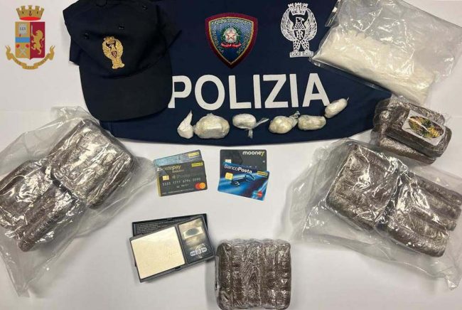 Arrestato un giovane a Comiso con oltre tre chili di droga