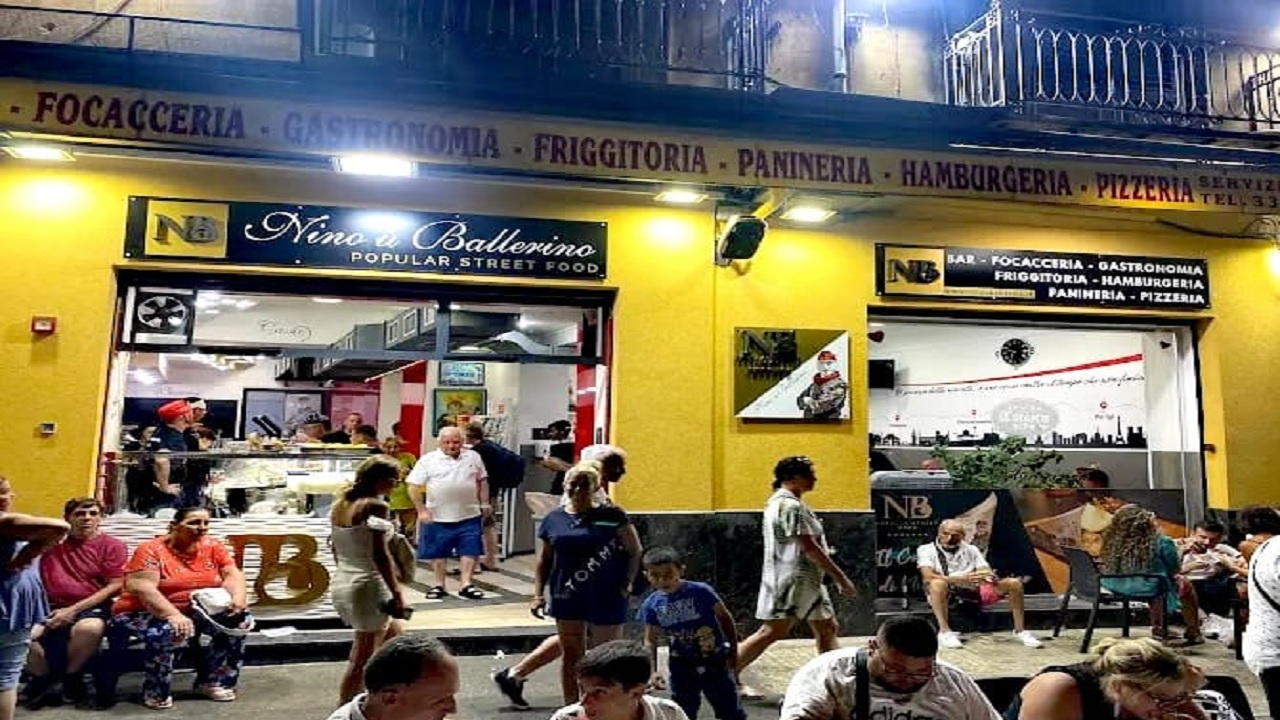 Incendio nella focacceria di Nino ‘u Ballerino a Palermo