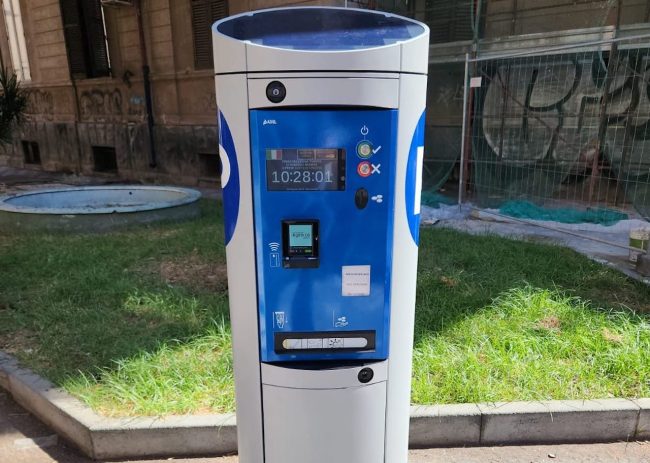 Catania, nuovi parcometri intelligenti per la sosta: le novità sui pagamenti
