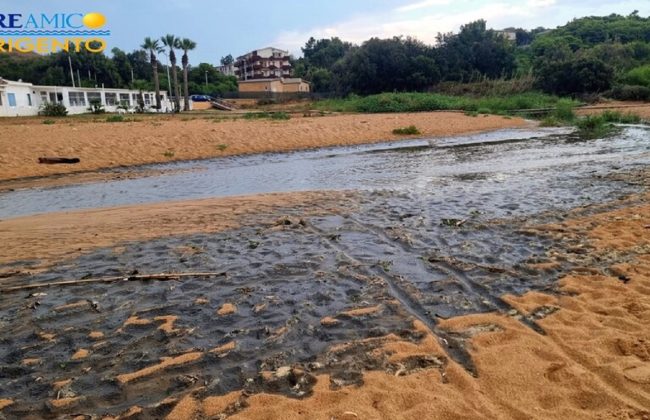 Esplode la fognatura nell’area del villaggio Mosè, liquami in mare