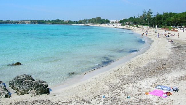 Tragedia a Fontane Bianche, muore turista in vacanza