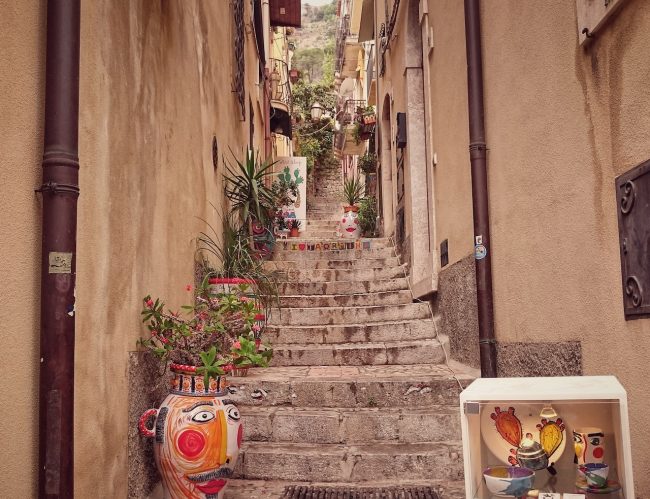 Raddoppio dei costi matrimoniali a Taormina, ma non per tutti