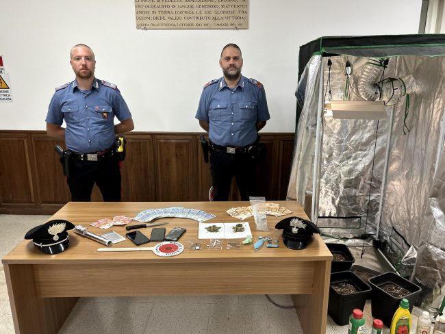 Serra e droga in casa, arrestato giovane spacciatore
