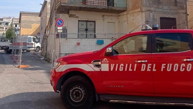 Crollo solaio ad Aspra, disposta procedura d’urgenza per la messa in sicurezza