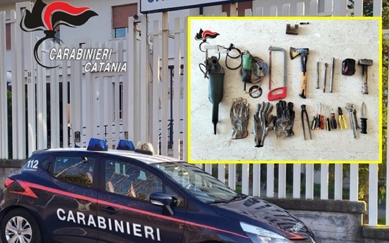 Dal proprietario al ladro: arrestati due fratelli catanesi che “ripulivano” le case delle loro vittime