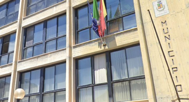 Raid vandalico negli uffici comunali di Villabate