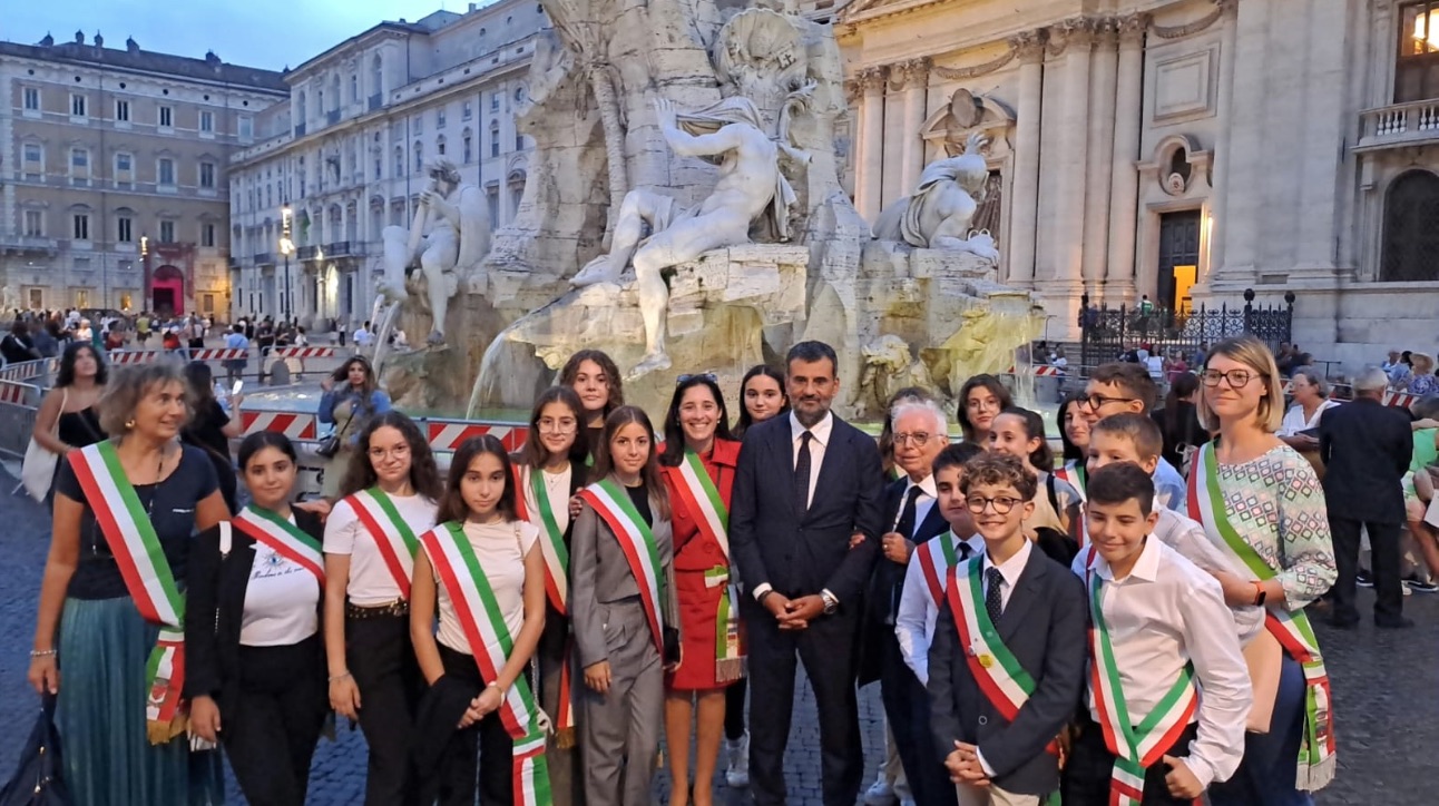 Diciannove ragazzi sindaci di otto Regioni a Montecitorio per il 75° anniversario Carta Costituzionale