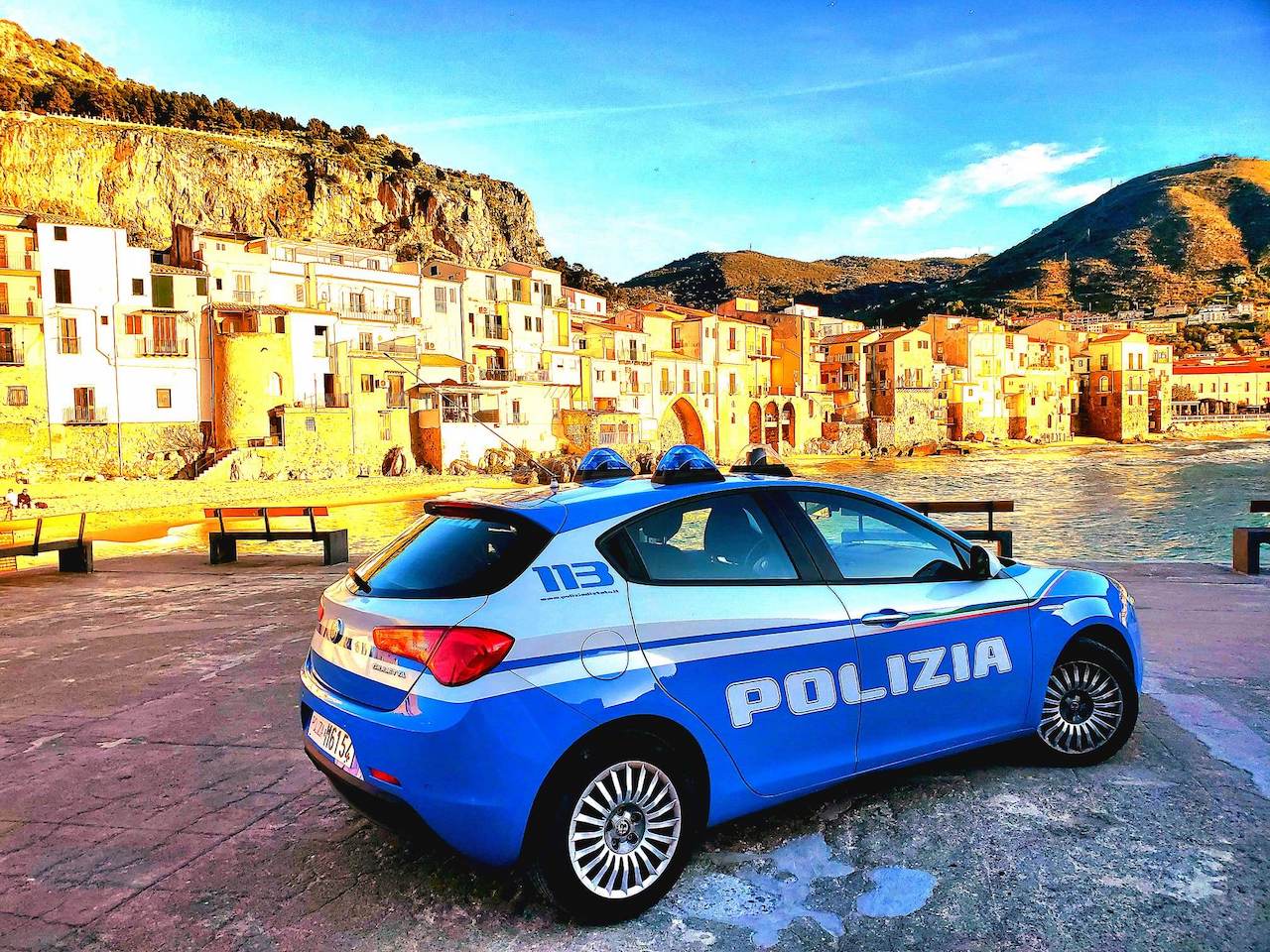 Furti ai danni di turisti a Cefalù, arrestato noto ladro seriale di Palermo