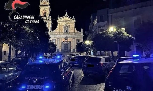 Madre di Biancavilla picchiata dal figlio “vizioso”: “Appena torno t’ammazzo”