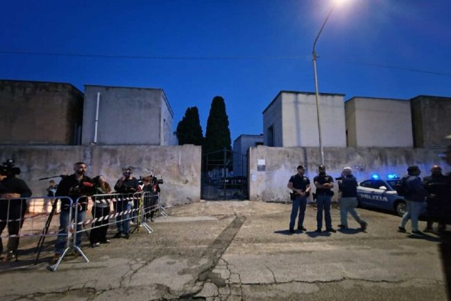 La fine del boss Matteo Messina Denaro, la sepoltura a Castelvetrano