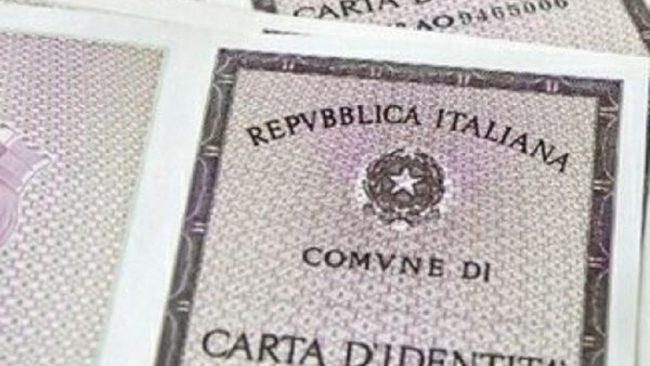 Smarrisce un documento, va in Questura per la denuncia e viene arrestato