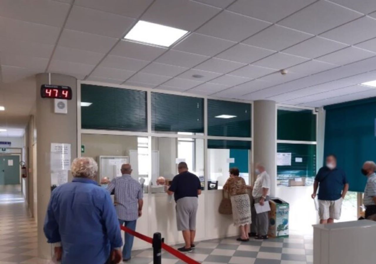 Niente fila per amici e parenti: beccati medici e infermieri che non rispettavano le liste d’attesa