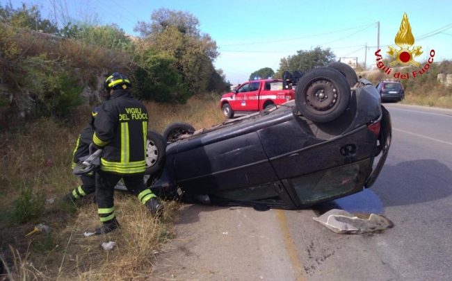 Donna alla guida di un’auto si ribalta a Ragusa, è grave – IL VIDEO