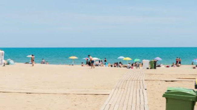 Bagnante in pericolo di vita alla Playa, salvato da sottoufficiali di Sigonella