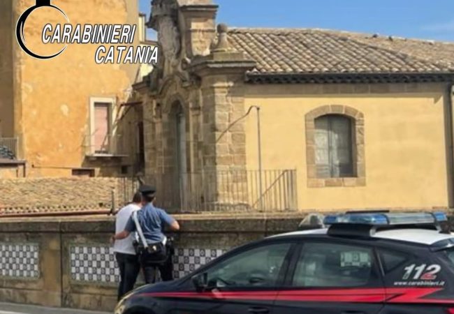 Due tentativi di suicidio in Sicilia, salvati un uomo e una donna
