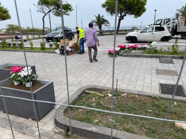 Piazza Europa rigenerata torna ai catanesi