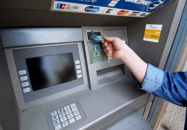 La “banda dei bancomat” di Palermo tenta un nuovo colpo, è la quarta volta in un mese