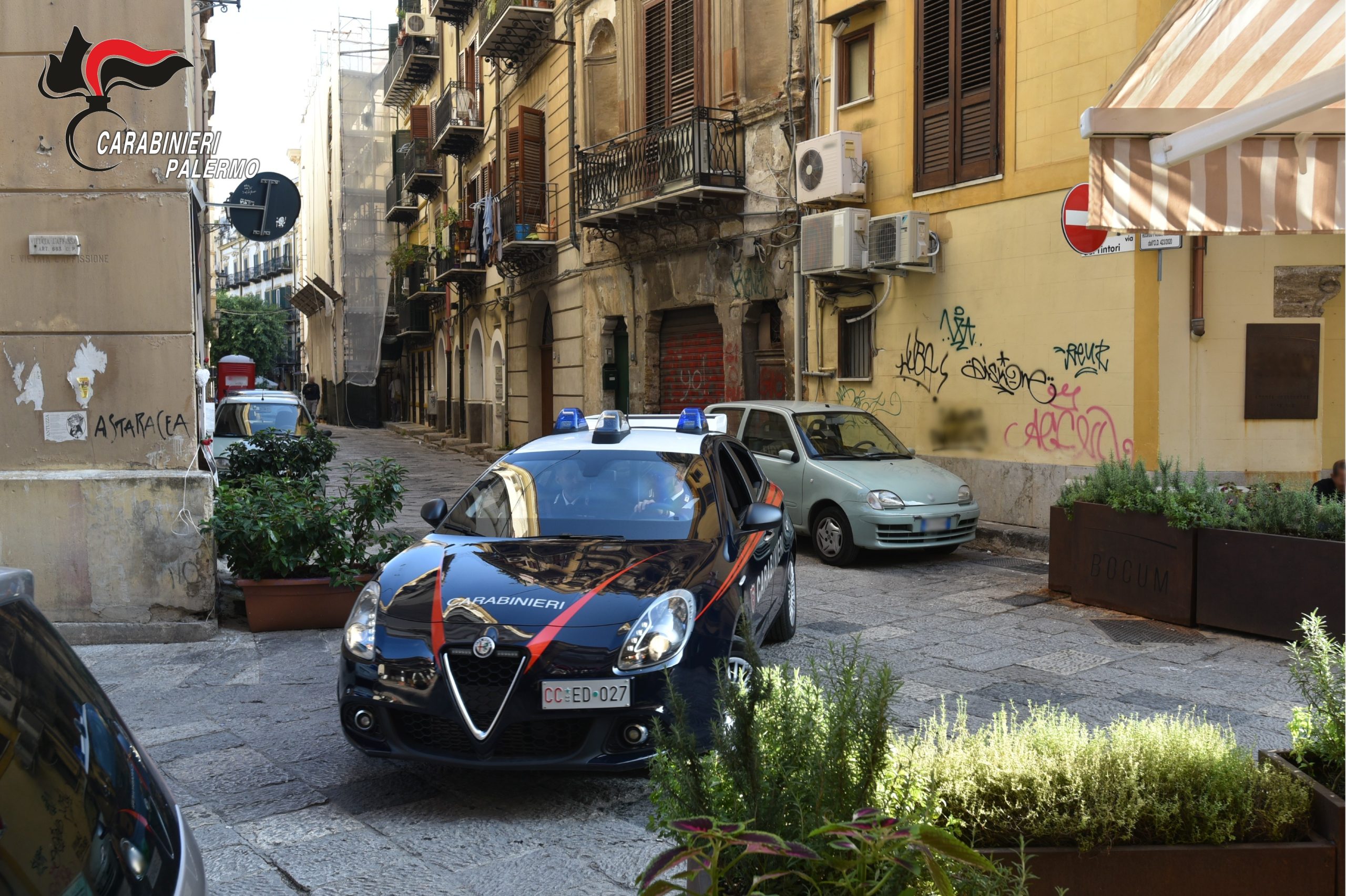 Furti di moto e taccheggio, 3 arresti a Palermo
