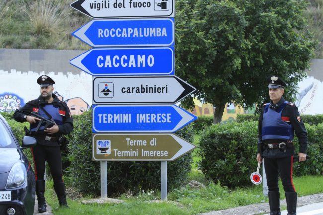Simula una rapina per appropriarsi dell’incasso, arrestato 34enne nel Palermitano