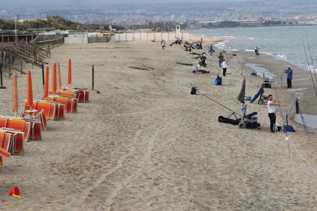 Campionato di Surf Casting alla Playa: più di 60 concorrenti per un pass nazionale