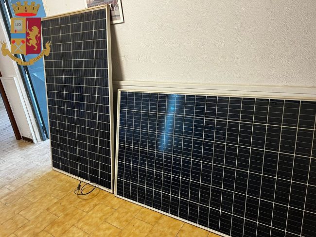 Ruba auto e pannelli fotovoltaici, denunciato 29enne a Catania
