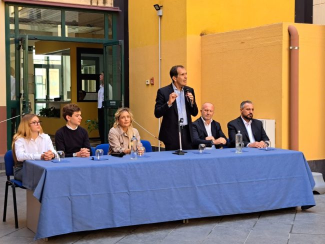Gli studenti del Liceo “Cutelli e Salanitro” si confrontano con il Sindaco a favore di una Catania che risorge