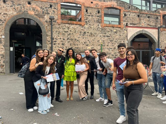 Il “Gemmellaro” di Catania partecipa attivamente all’evento “Il Salone dello Studente” alle Ciminiere