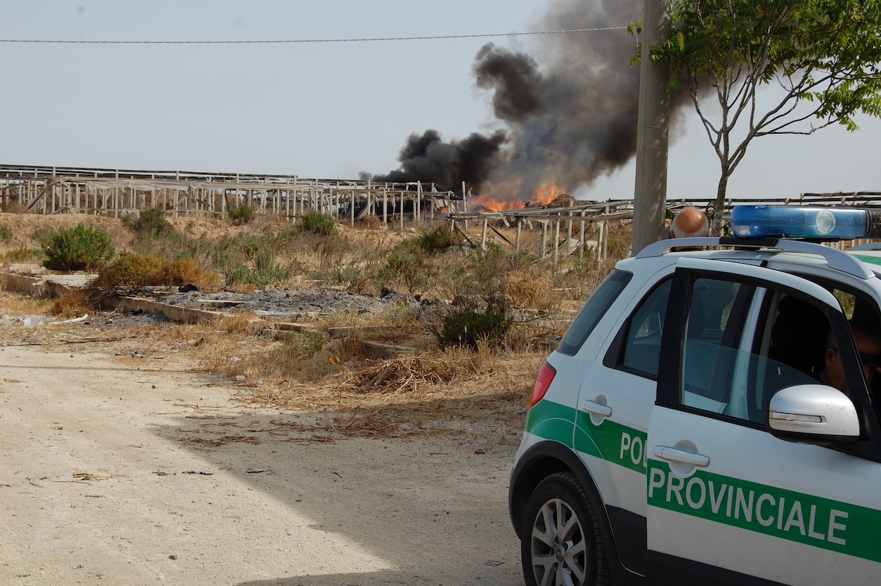 Contrasto alle “fumarole”, 32 denunciati nel Ragusano