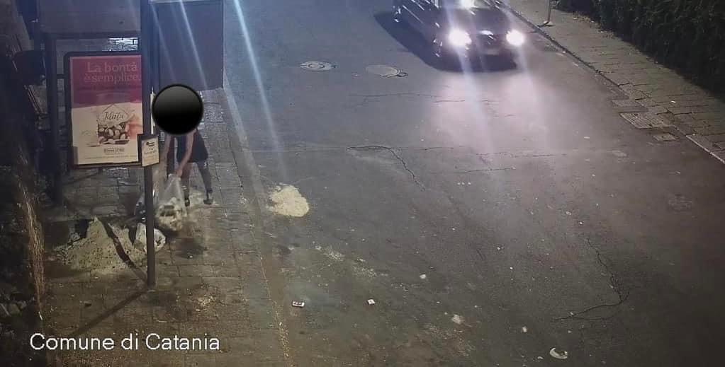 Tolleranza zero a Catania, sequestro del mezzo e maxi-multa per chi getta rifiuti per strada