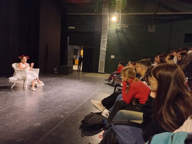 L’istituto Marchesi di Mascalucia sceglie il teatro per far riflettere sulla violenza di genere
