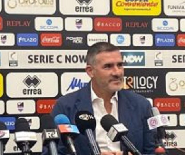 Comincia il terzo atto di Lucarelli al Catania, carta bianca al mister