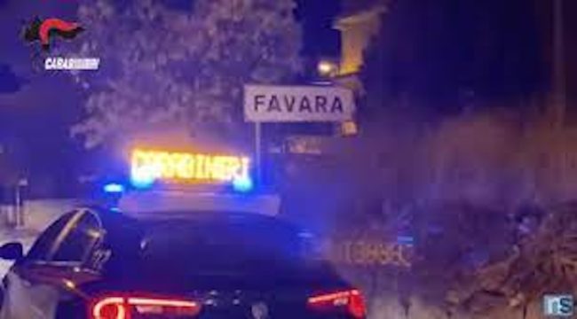 Due fratelli vittime di due fratelli che per una lite tentano di ucciderli