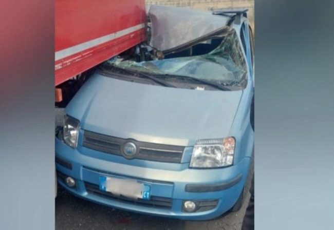 Incidenti, undicenne grave a Siracusa. Donna sotto un camion a Belpasso