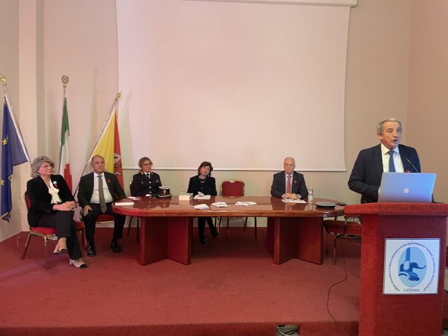 Violenza sulle donne, incontro all’Arnas Garibaldi: dedicata panchina rossa alla memoria dell’infermiera Concetta Barbagallo